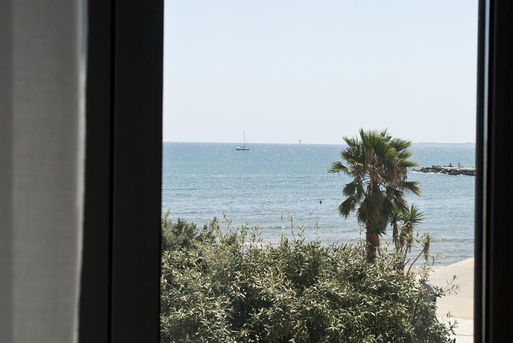 Nisi Bed & Breakfast Crotone Exterior photo